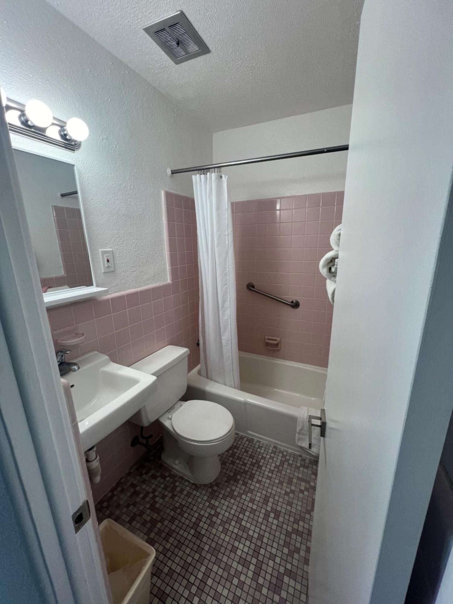 Ivanhoe Motel North Wildwood Kültér fotó